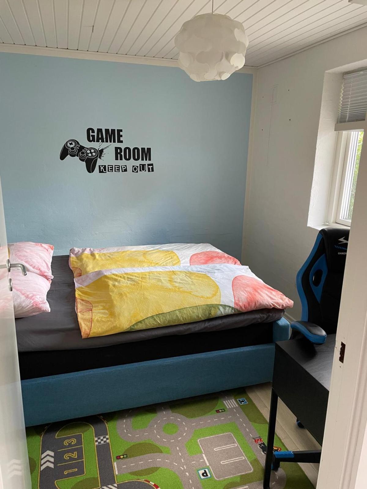 Nice And Cozy Family House At Billund Center Bagian luar foto
